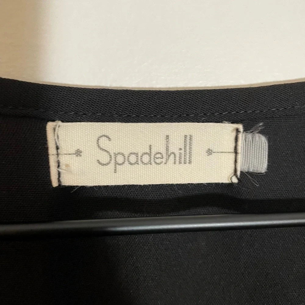 Spadehill Black Sleeveless Blouse Top Size Medium Closet Staple Lightweight